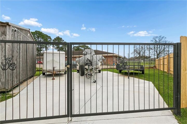 Property Photo:  8901 Inez Drive  LA 70123 