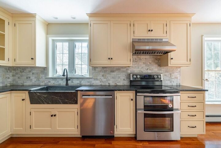 Property Photo:  5 Windchime Drive  NH 03304 