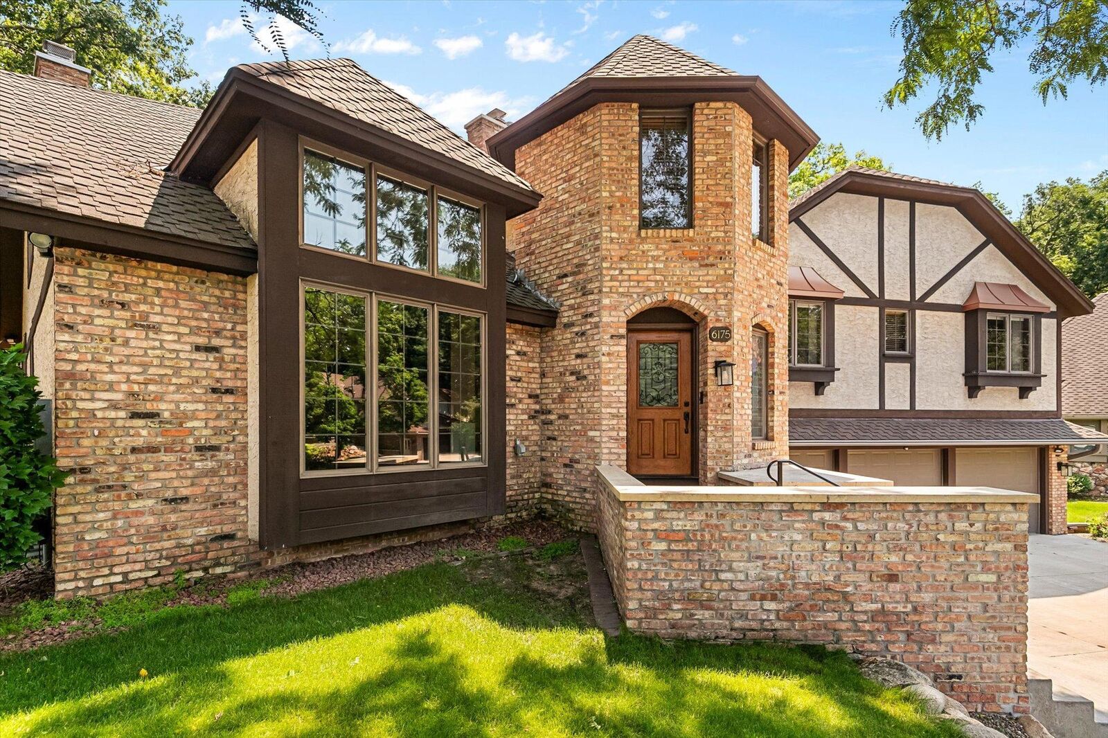 Property Photo: 6175 Heather Place NE MN 55432