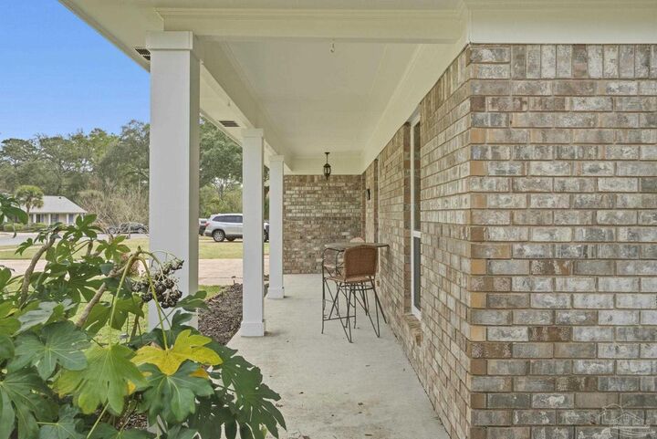 Property Photo:  4521 Baywoods Ct  FL 32504 