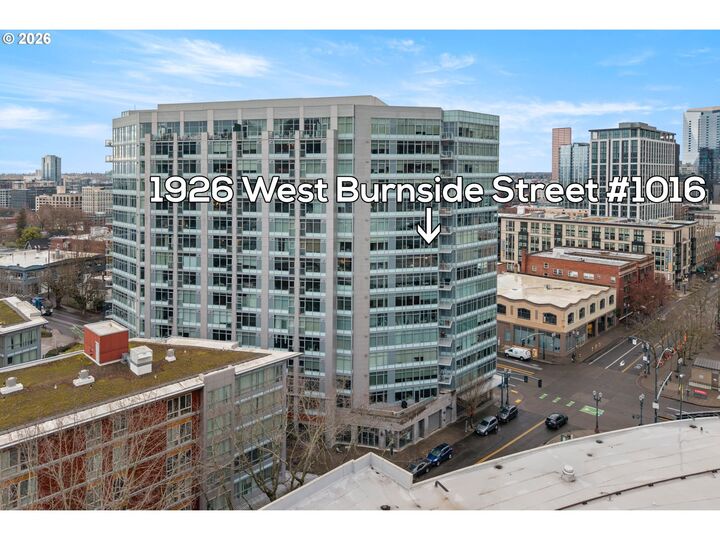 Property Photo:  1926 W Burnside St 1016  OR 97209 