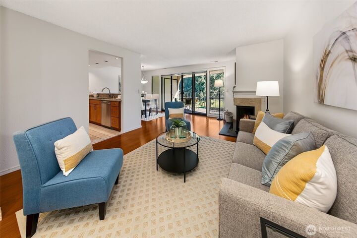 Property Photo:  16929  Inglewood Road NE C305  WA 98028 