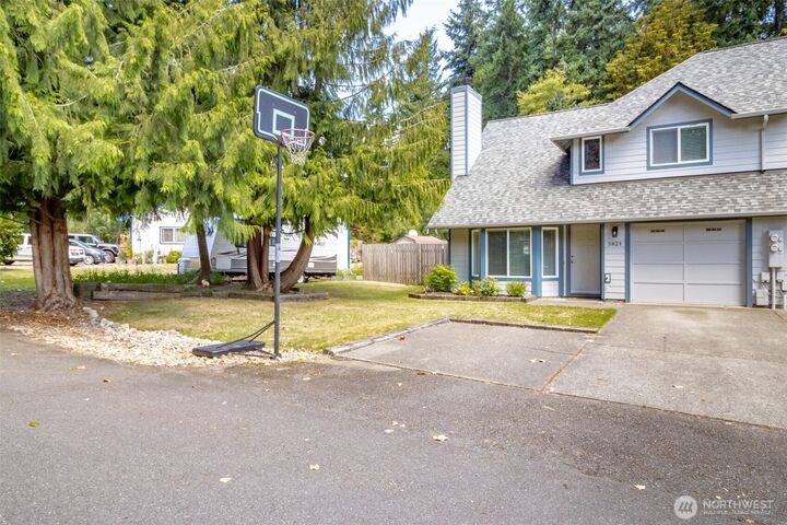 Property Photo:  5823  186th Avenue Ct E A  WA 98391 