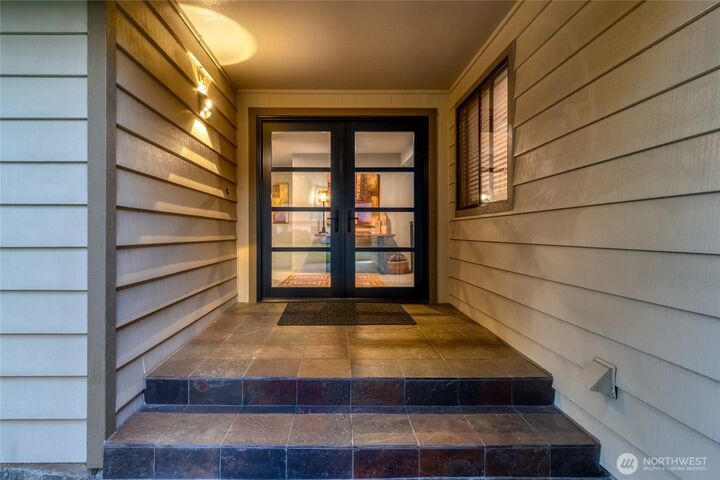 Property Photo:  1382  Highland Road  WA 99362 