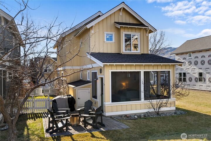 Property Photo:  90  Veranda Drive  WA 98844 