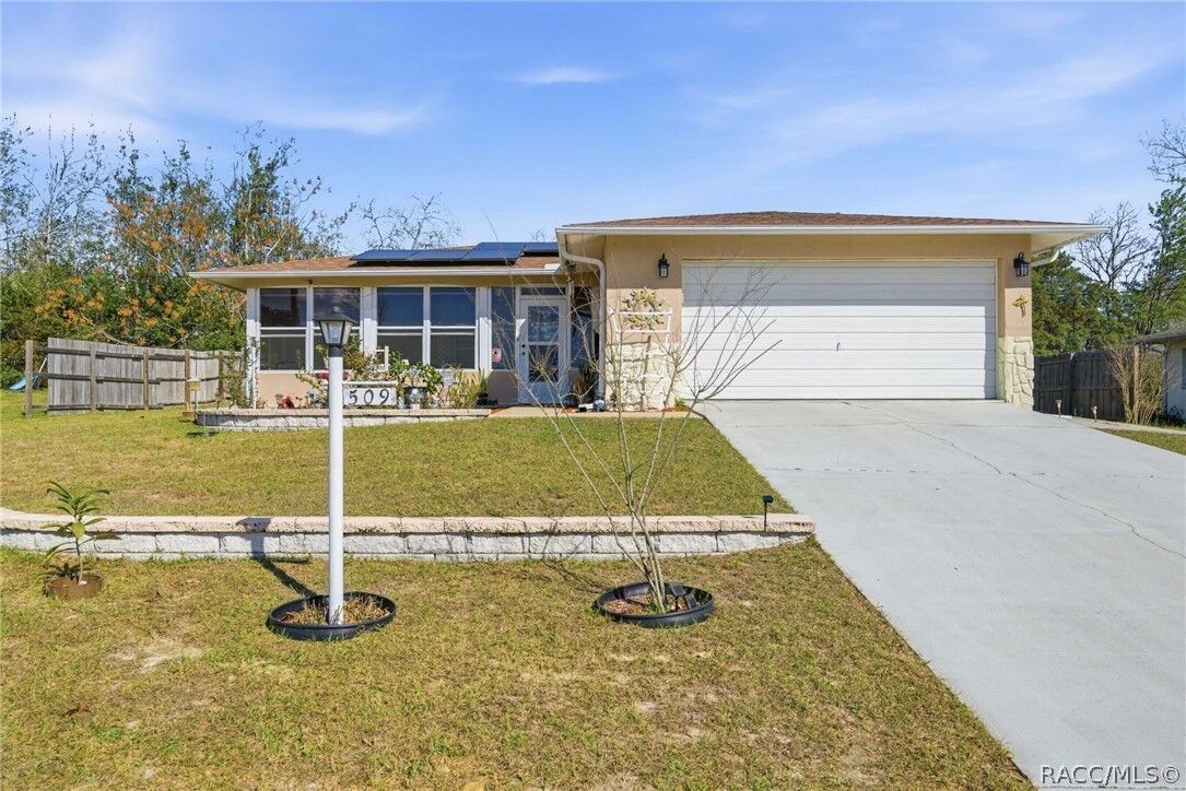 Property Photo:  509 S Monroe Street  FL 34465 