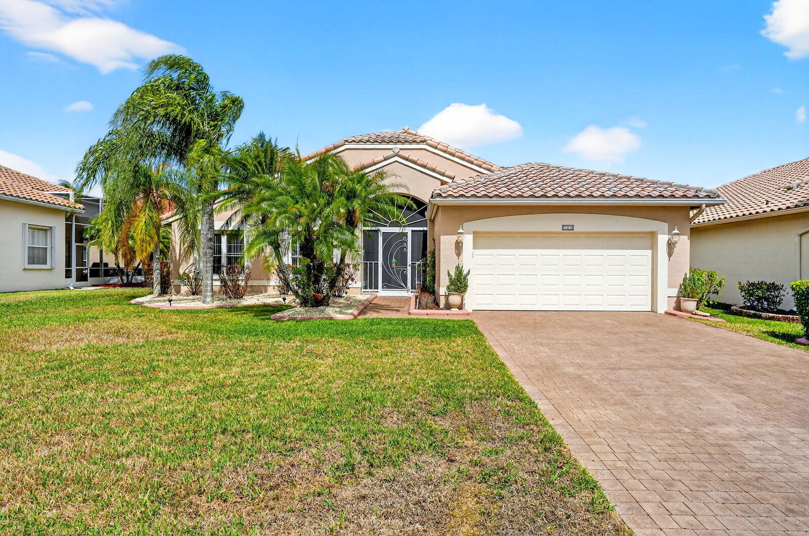 Property Photo:  504 NW Serene Meadow Way  FL 34986 