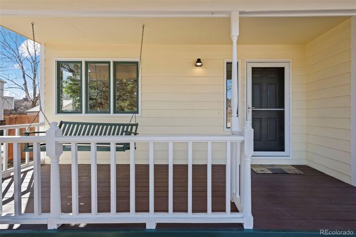 Property Photo: 1620 Oak Avenue CO 80304