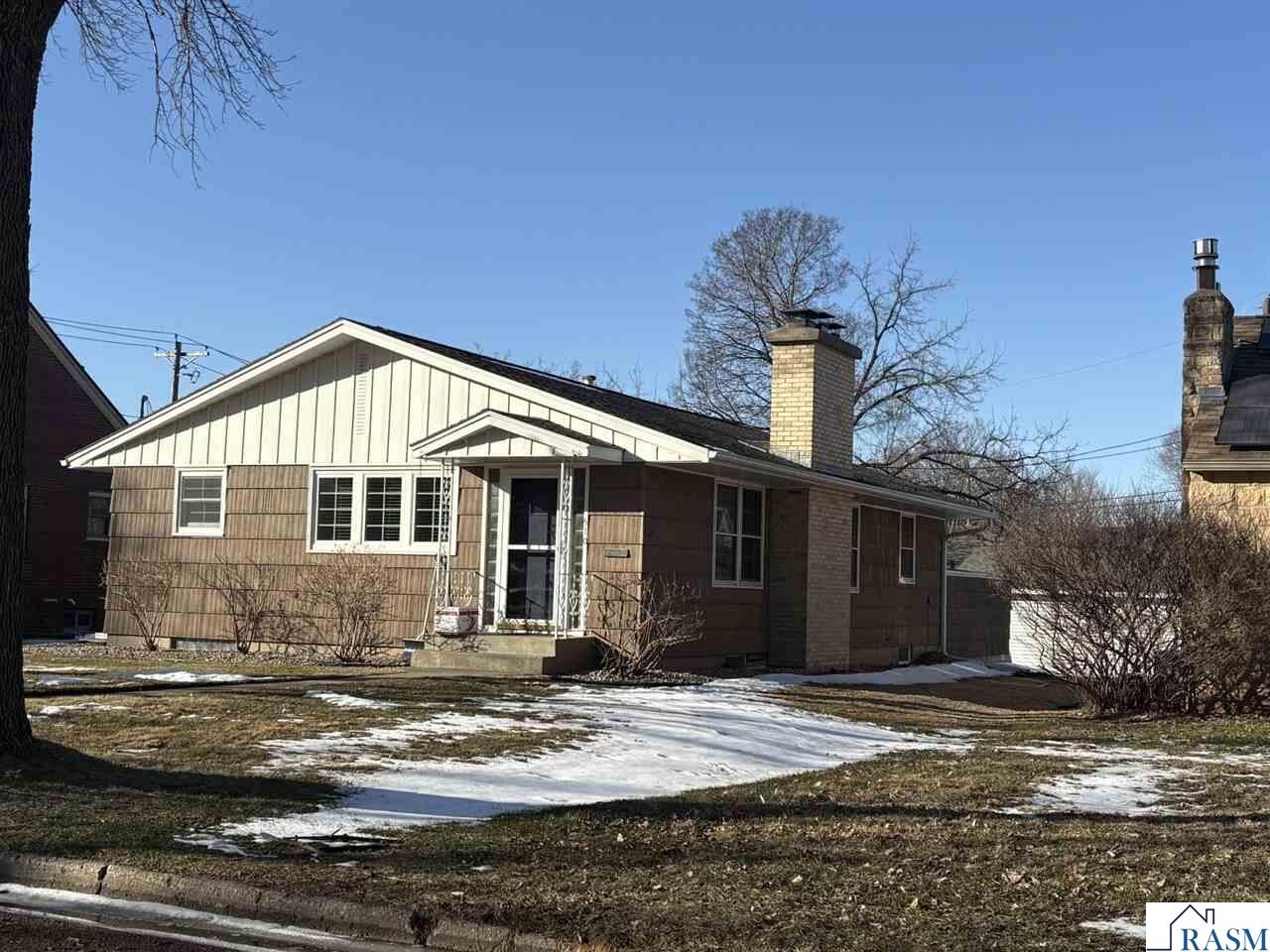 Property Photo:  510 W 10th Street  MN 56001 