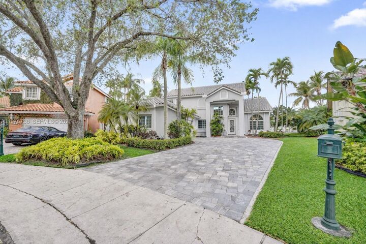 Property Photo:  1078 Laguna Springs Dr  FL 33326 