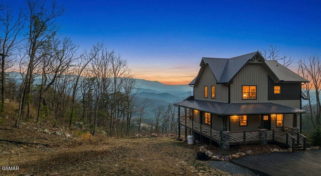 Property Photo:  1852 Mountain Ash Way  TN 37876 