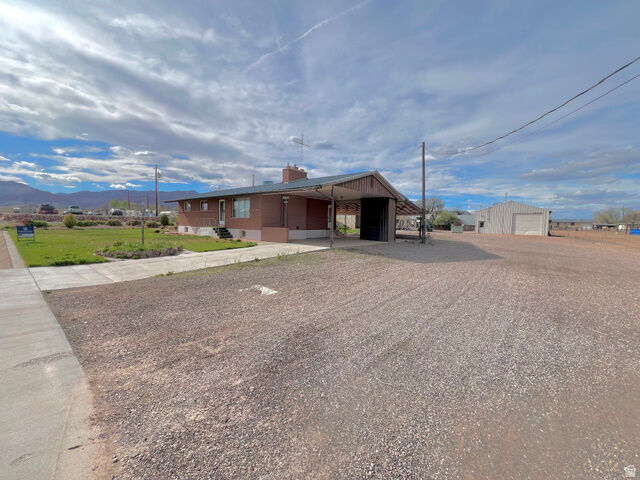 Property Photo: 36 W 1420 N UT 84657