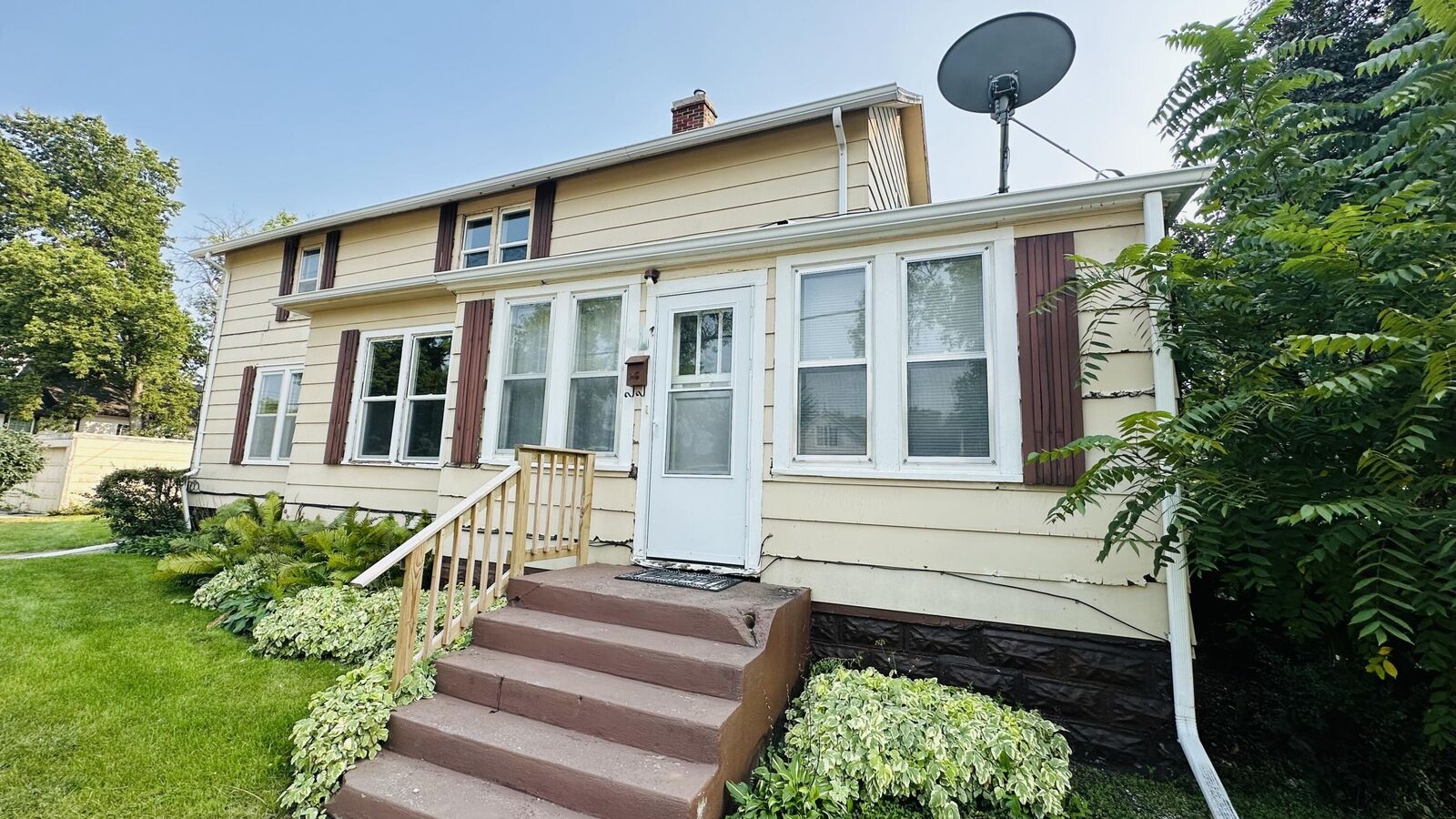 Property Photo:  822 N Washington Street  SD 57401 