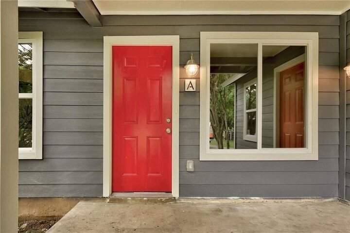 Property Photo:  7504 Carver Avenue A  TX 78752 