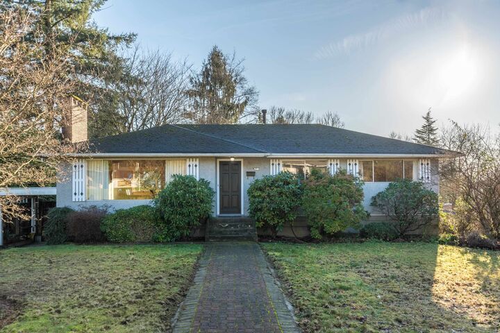 Property Photo: 7046 Hillview Street BC V5A 1Y3