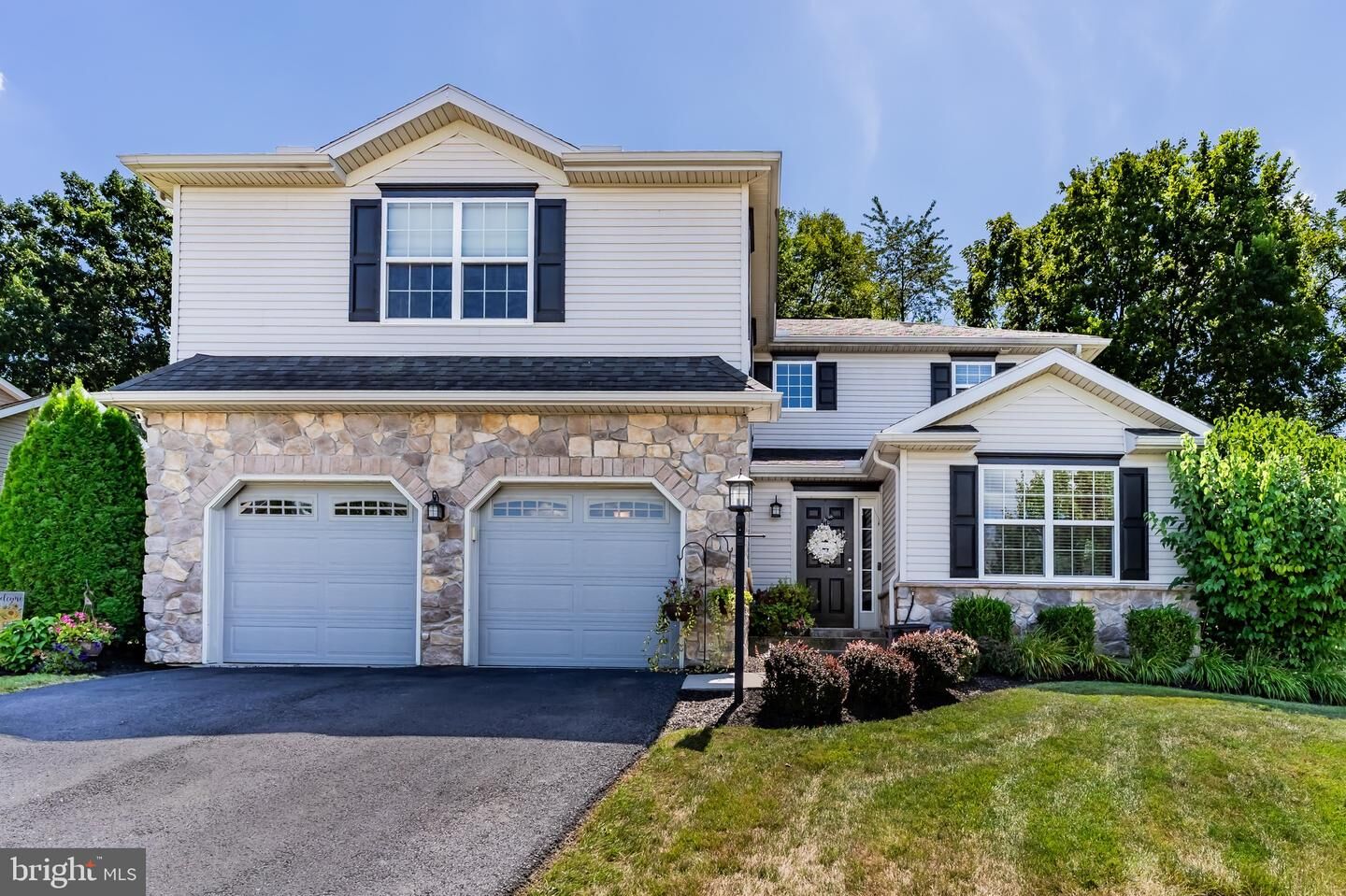 Property Photo:  15 Wargo Lane  PA 17019 