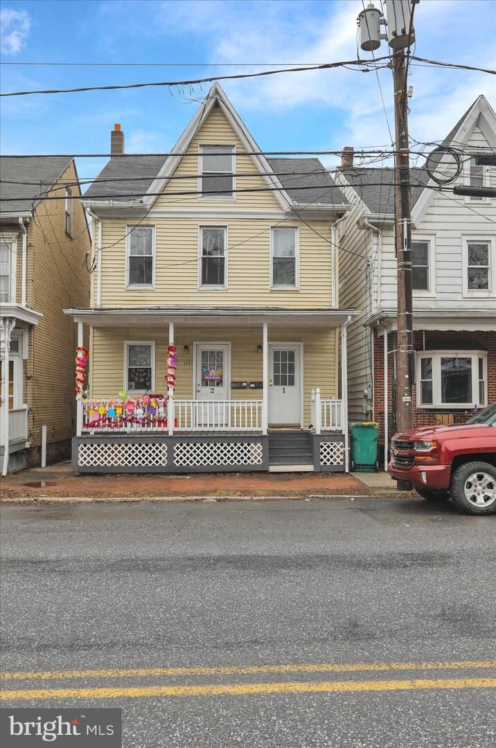 Property Photo:  125 Pike Street  PA 17965 