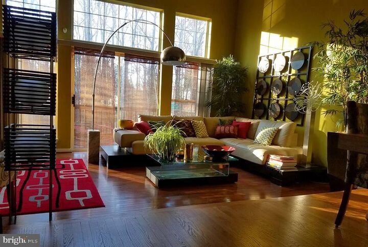 Property Photo: 9102 Erfurt Court MD 20708