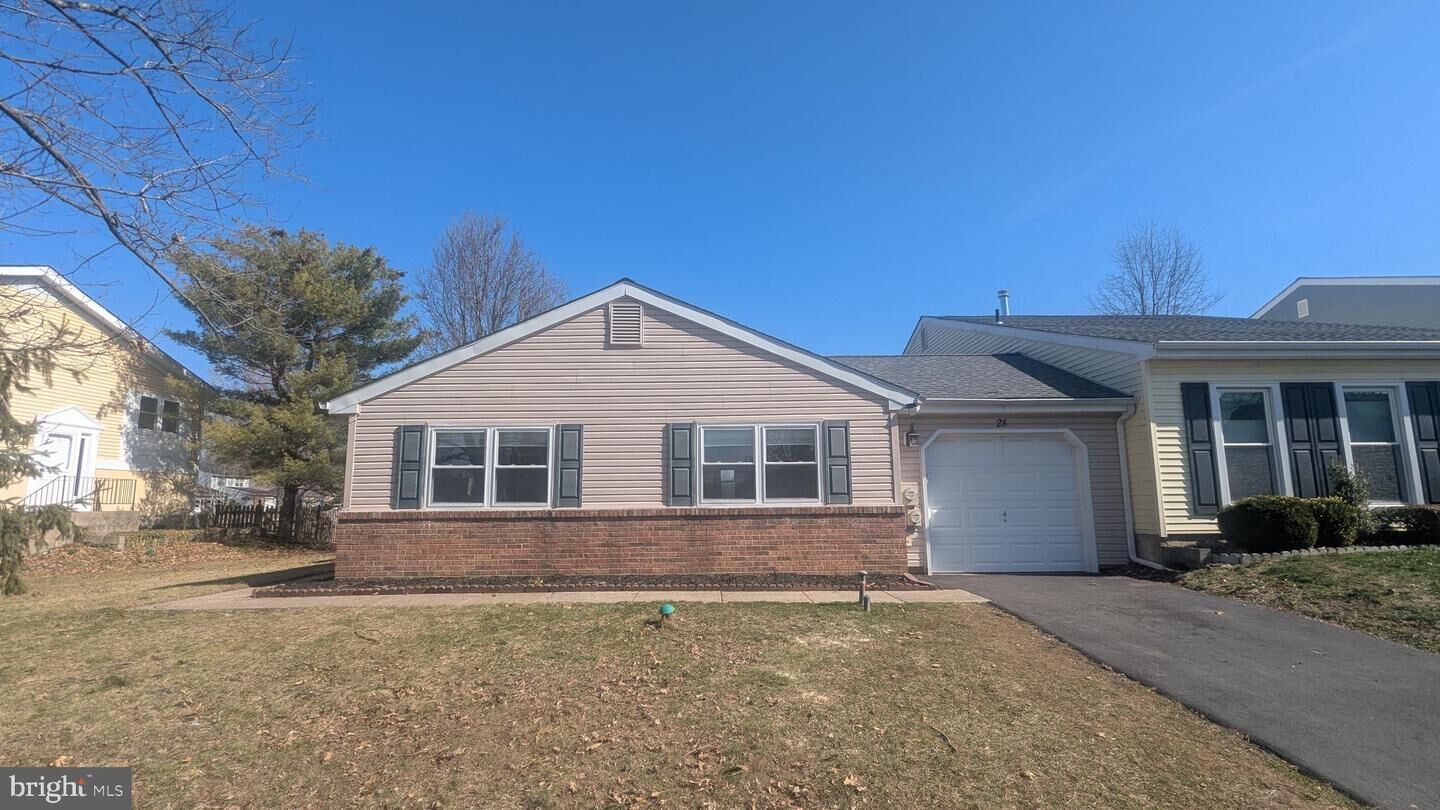 Property Photo:  28 Chesapeake Drive  PA 18940 