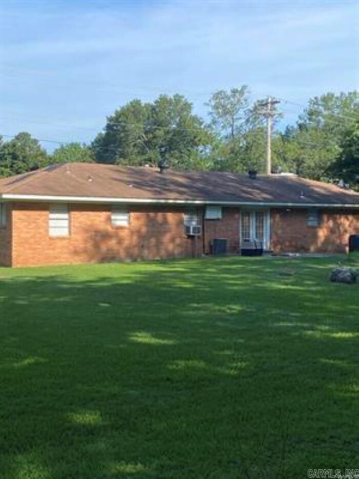 Property Photo:  1212 Donaghey Ave.  AR 72034 