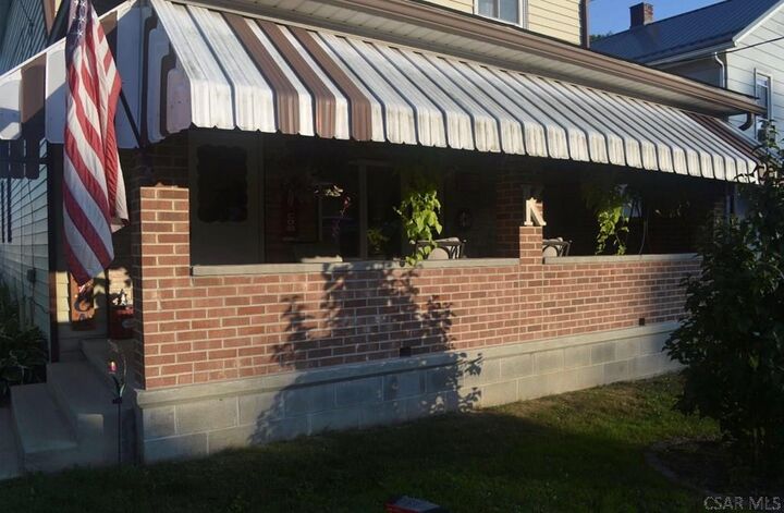 Property Photo:  402 9th St.  PA 15963 