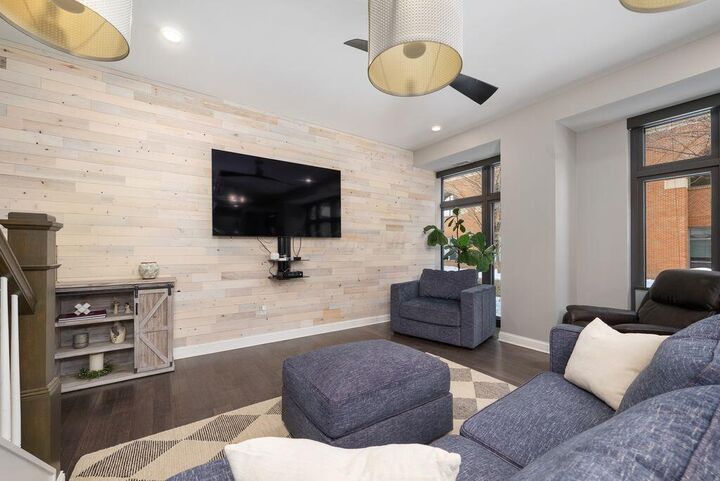 Property Photo: 250 W Spring Street OH 43215