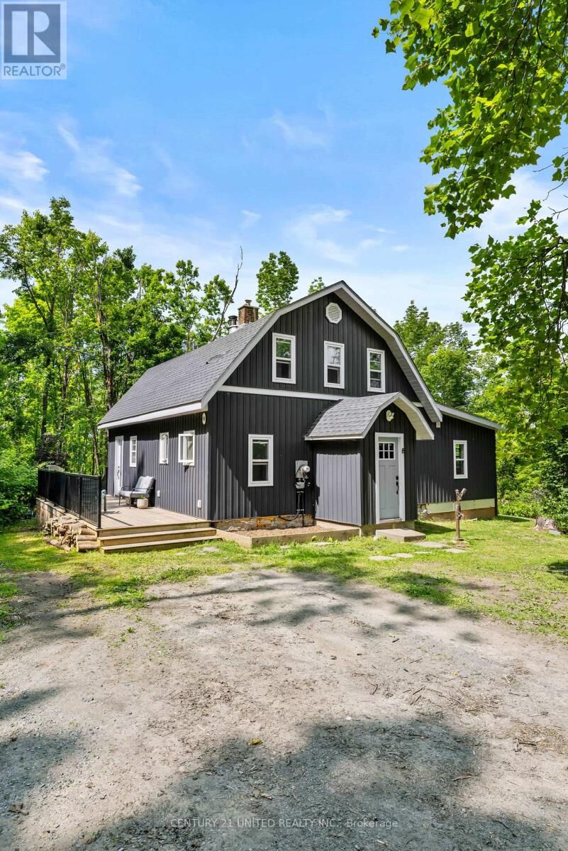 Property Photo:  8 Library Road  ON K0L 3E0 