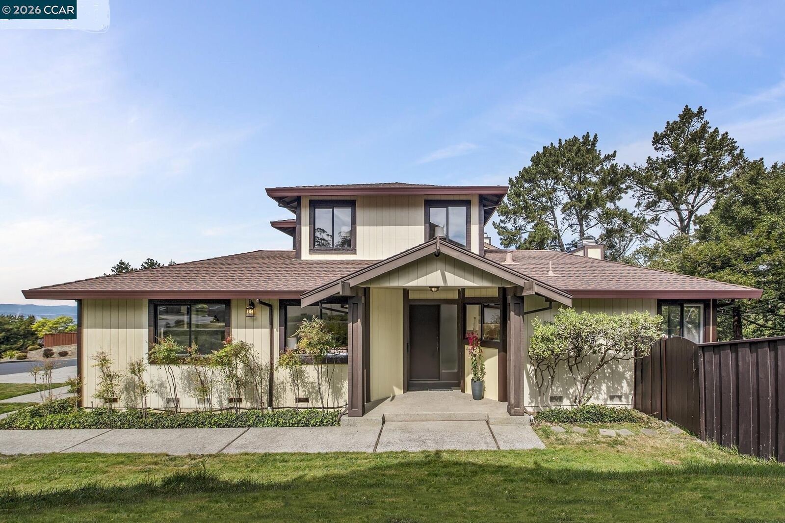 Property Photo:  2122 Pinehurst Ct  CA 94530 