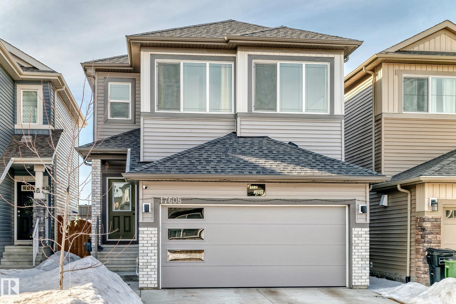 Property Photo: 17608 49 Street NW AB T5Y 4C6