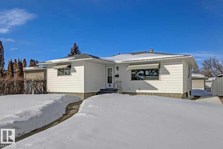 Property Photo: 7216 149A Avenue NW AB T5C 2W3