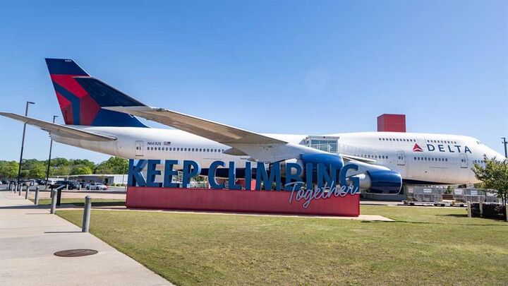 Property Photo:  3642 South Fulton Avenue 0004  GA 30354 