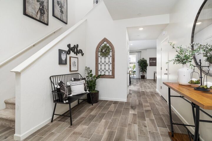 Property Photo:  6770 E Oslin Avenue  CA 93727 