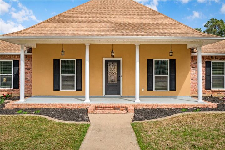 Property Photo:  128 Robertson Road  LA 71405 