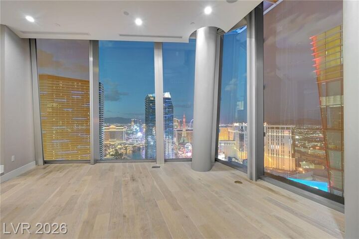 Property Photo: 3726 Las Vegas Boulevard 3504 NV 89158