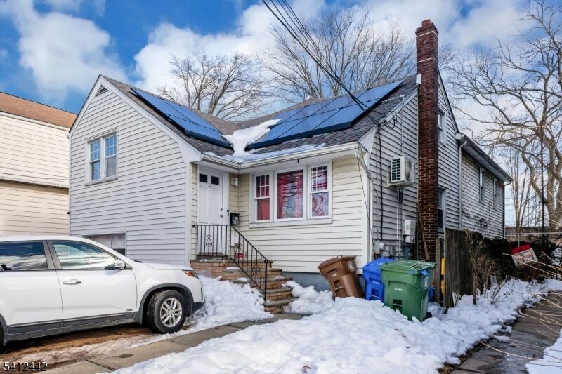 Property Photo: 208 E Price St NJ 07036