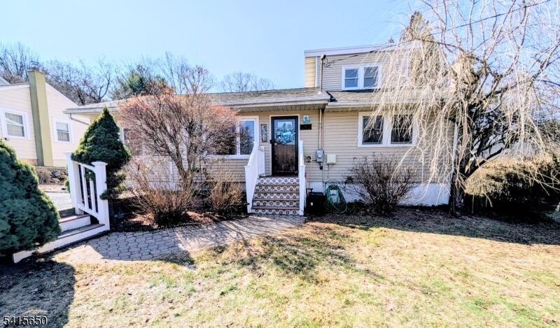 Property Photo:  41 Comanche Ave  NJ 07866 