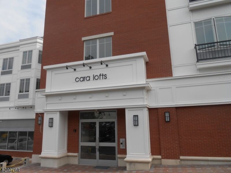 Property Photo:  1988 Morris Avenue 209  NJ 07083 