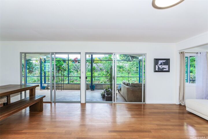 Property Photo: 614 Ululani Street HI 96734