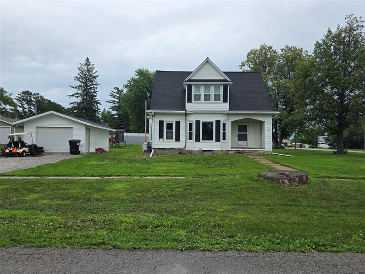 Property Photo:  301 NE 2nd Street  IA 50212 