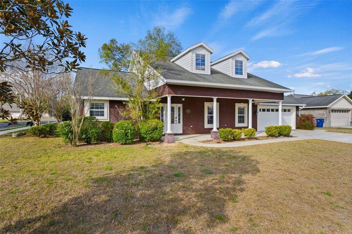 Property Photo:  25178 SW 20th Avenue  FL 32669 