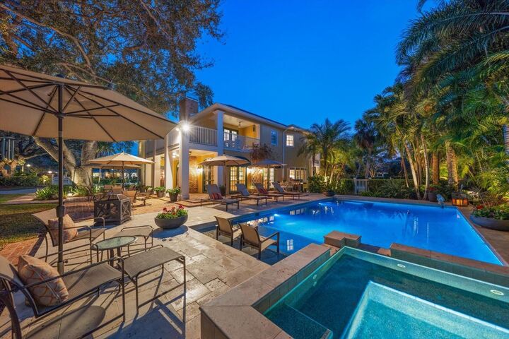 Property Photo:  100 Sarasota Road  FL 33756 