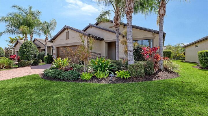 Property Photo:  5939 Caspian Tern Drive  FL 34238 