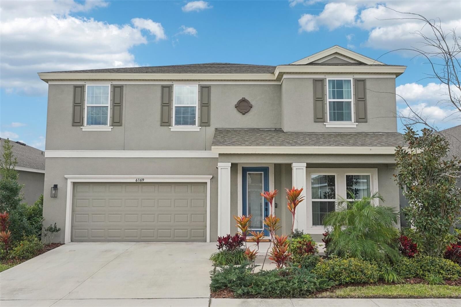 Property Photo:  6169 Golden Nettle Drive  FL 33572 