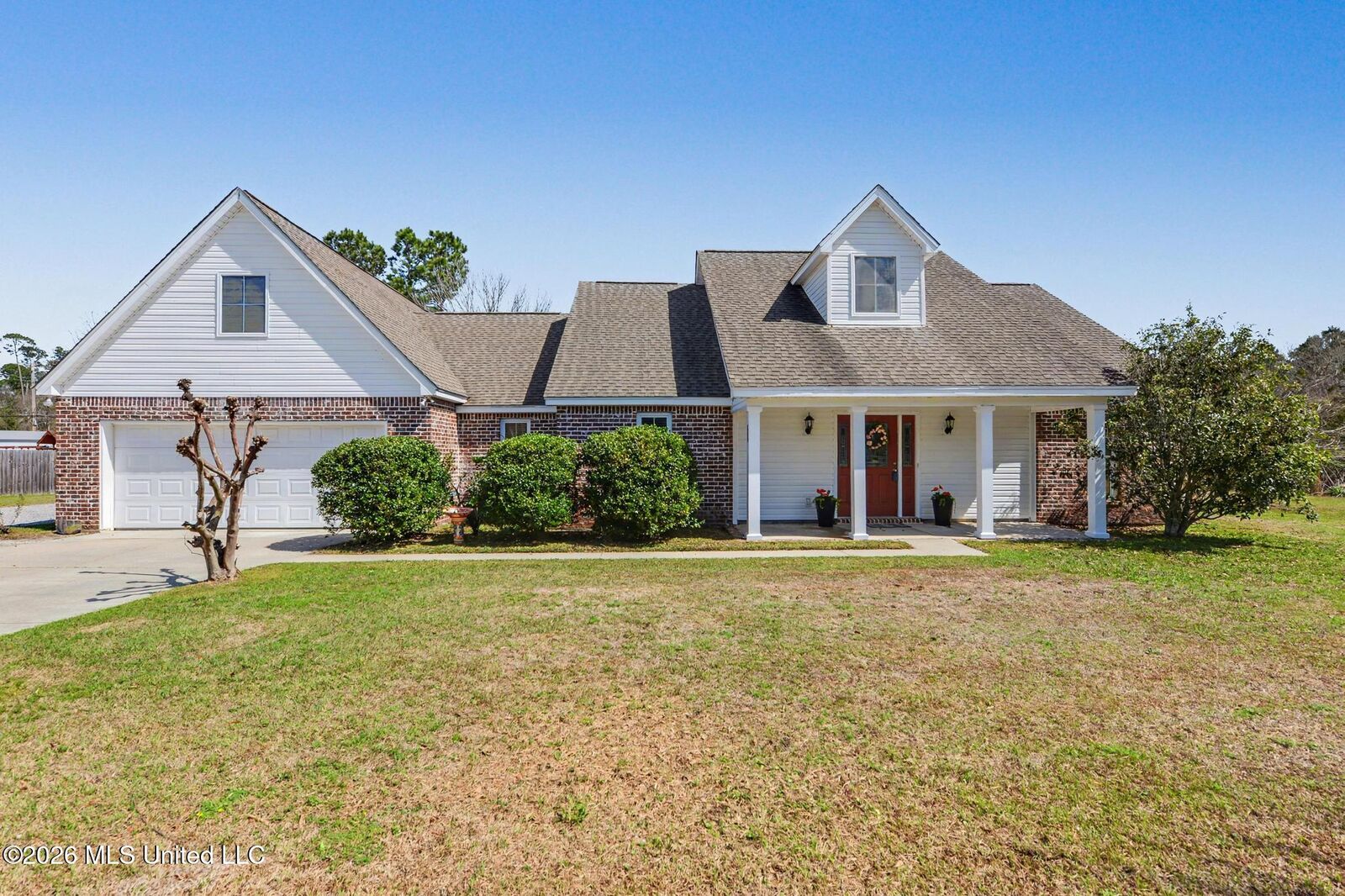 Property Photo: 628 N Central Avenue MS 39576