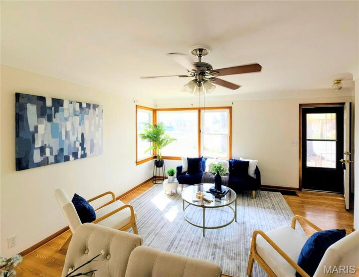 Property Photo:  910 Portland Avenue  IL 62234 