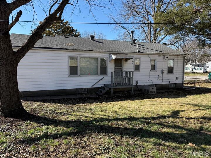 Property Photo: 1109 Kilgore Drive MO 63137