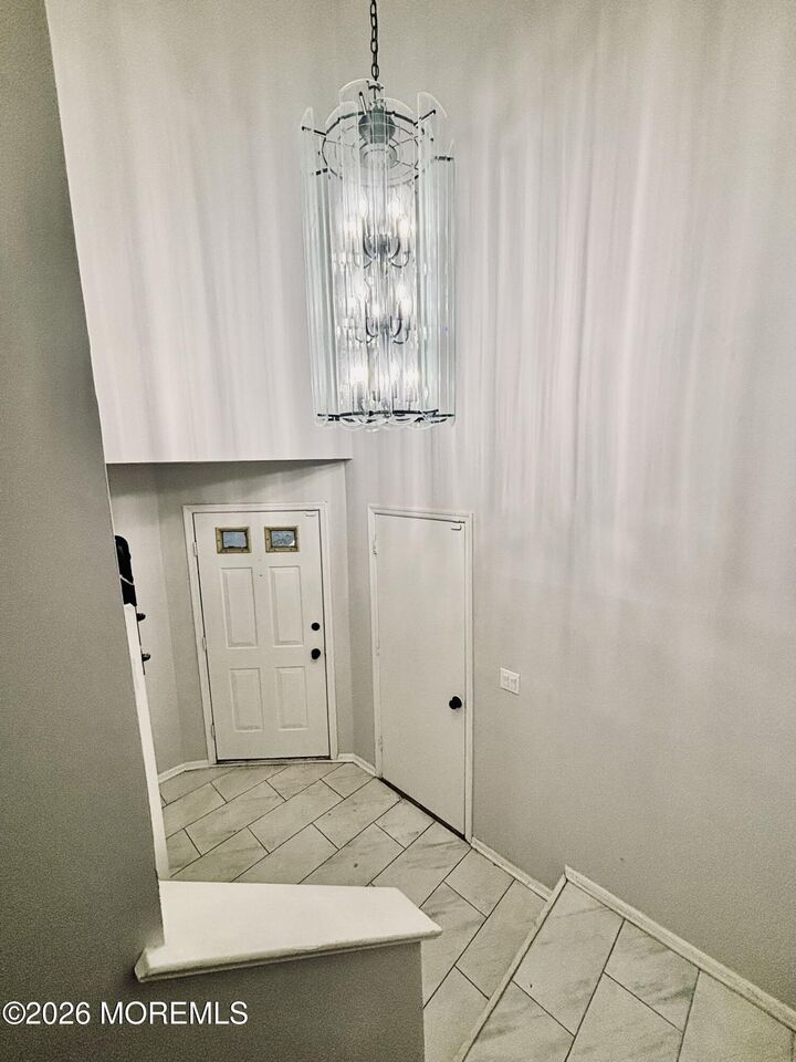 Property Photo:  1 Upperbrook Court  NJ 08859 