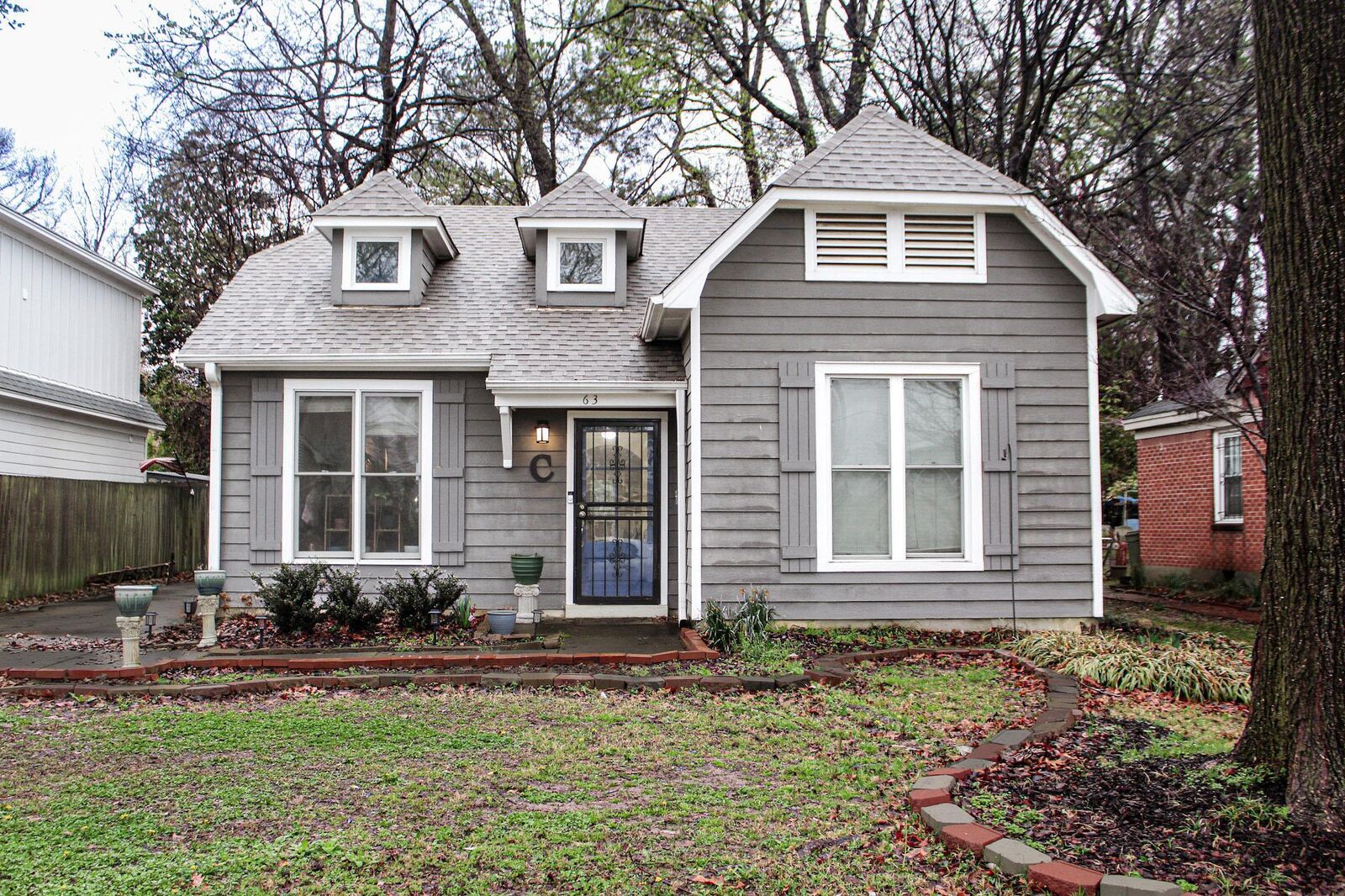 Property Photo:  63 N Merton St N  TN 38112 