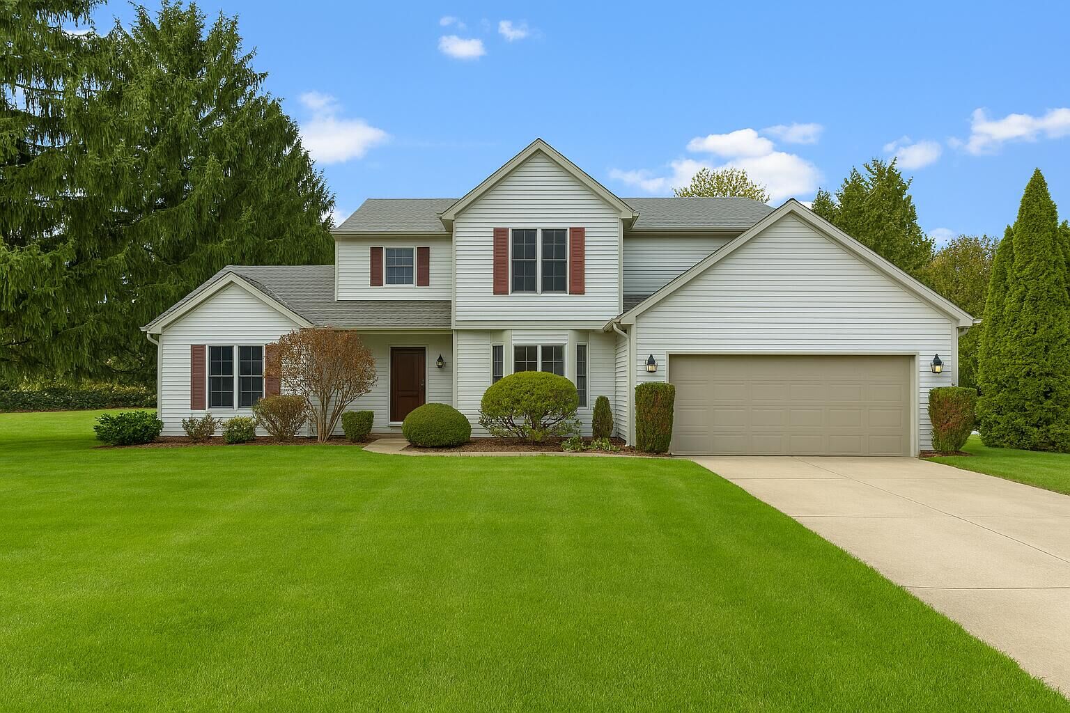 Property Photo:  1701 J W Way  MI 49085 