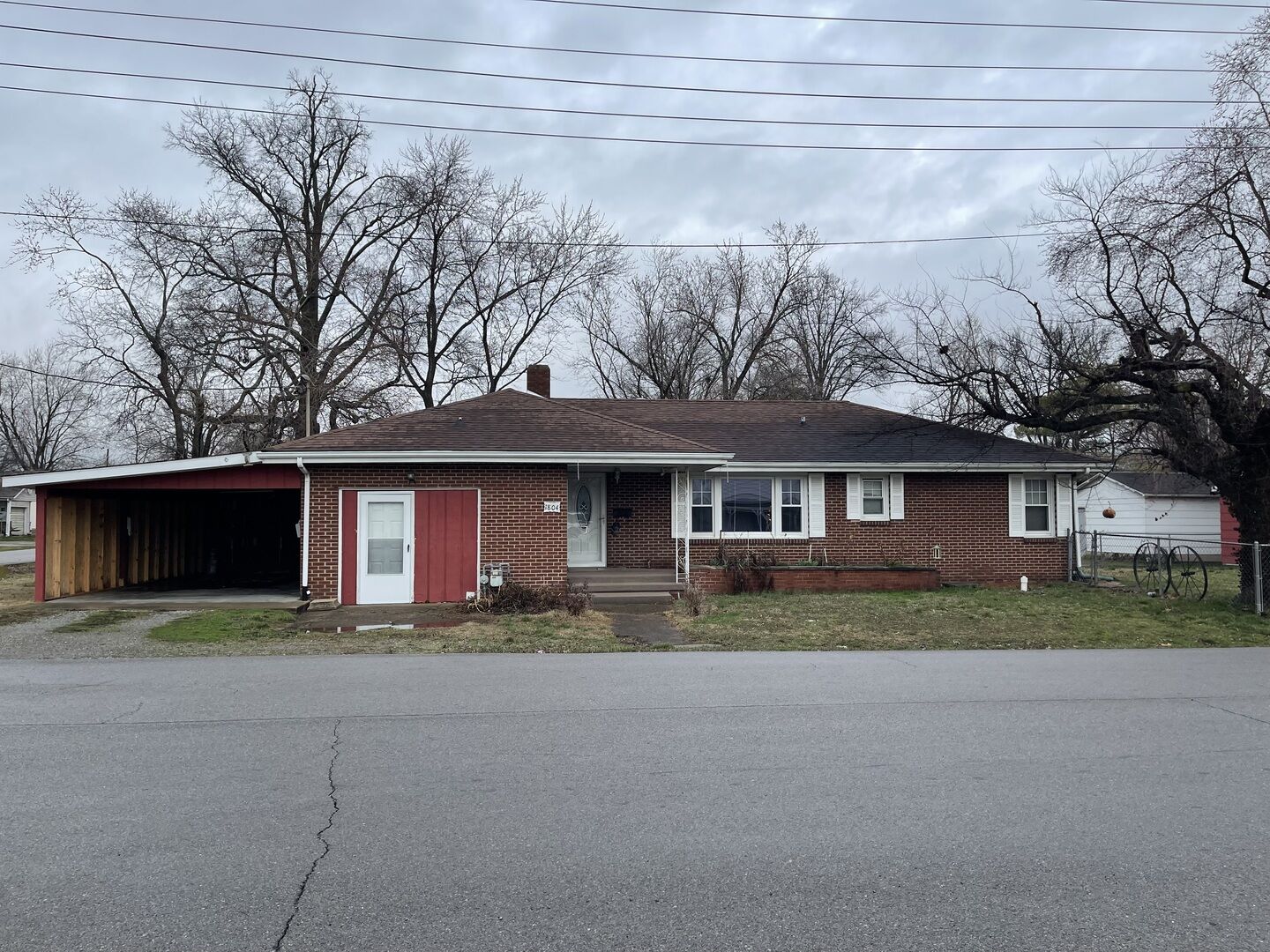 Property Photo:  1804 W Copeland Street  IL 62959 